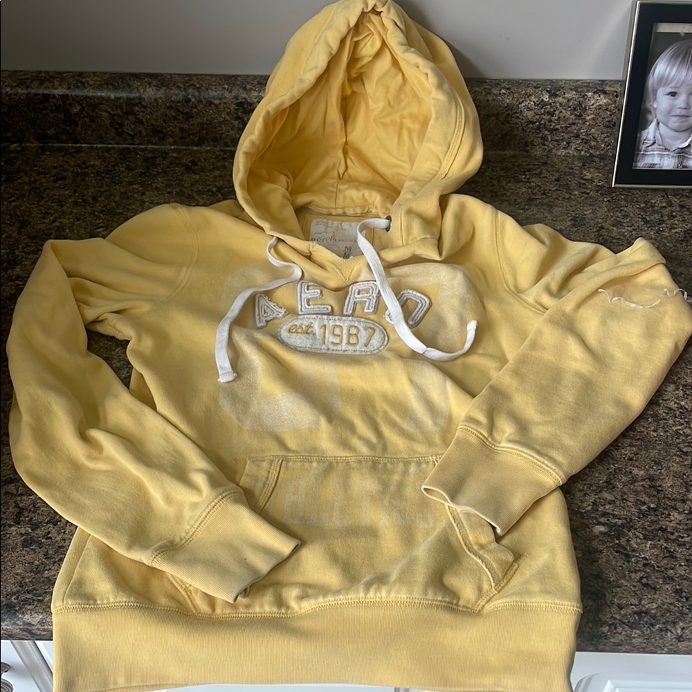 3/$15💥 Aeropostale Yellow Sweater with Ribbed Cuffs Youth Kids M Hoody